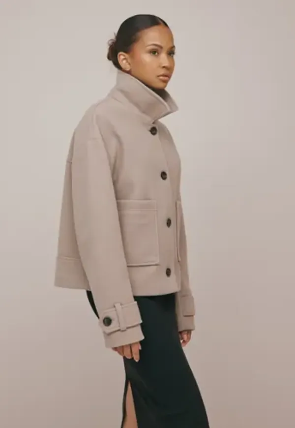 Nelly - Beige - Short Pocket Jacket