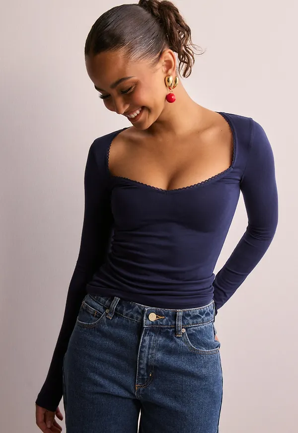 Nelly - Blå - Romance Shape LS Top