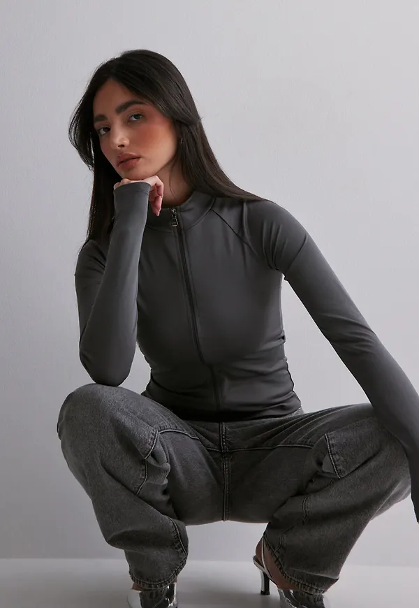 Nelly - Grå - Full Zip Top