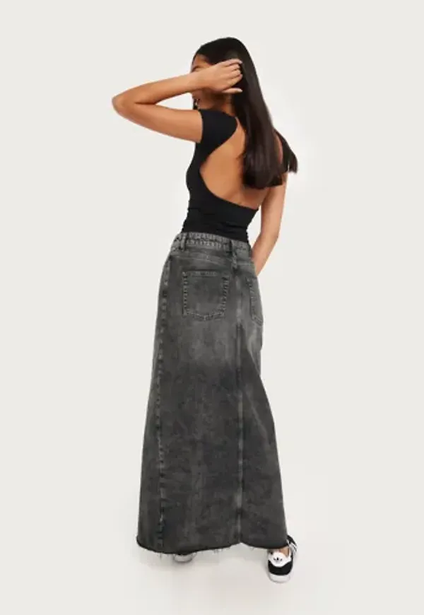Nelly - Grå - Long Denim Skirt