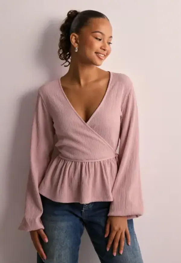Nelly - Rosa - Cute Wrap Top