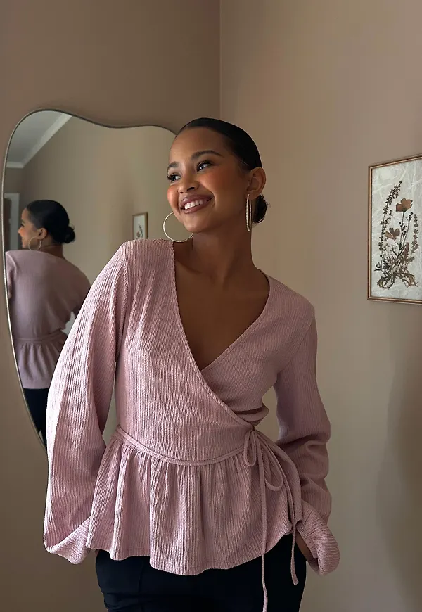 Nelly - Rosa - Cute Wrap Top