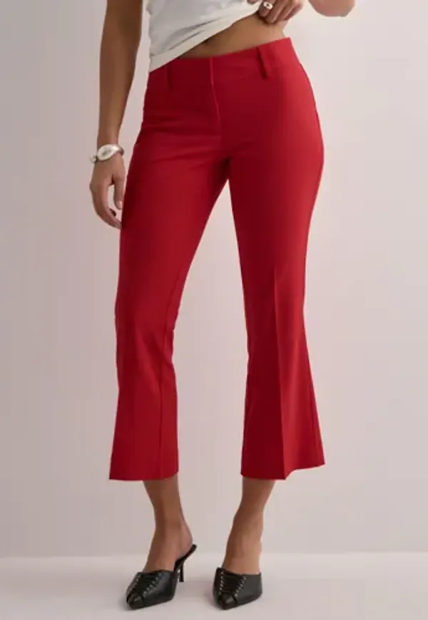 Nelly - Röd - Kick Flare Suit Pants