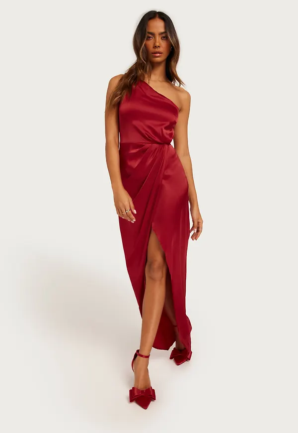Nelly - Röd - Levitated Satin Dress