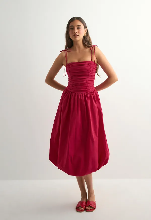 Nelly - Röd - Tied Balloon Dress