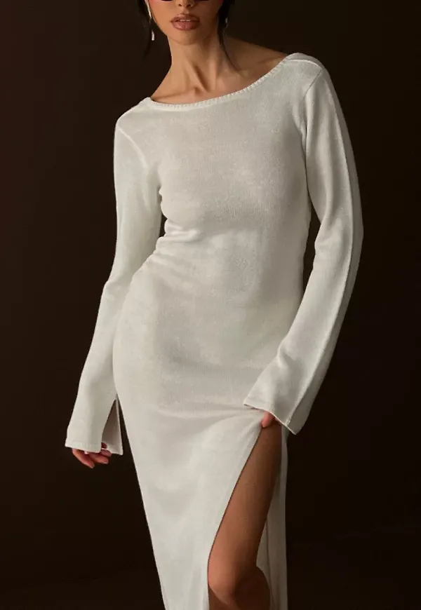 Nelly - Stickade klänningar - Vit - Long Ruched Knit Dress - Klänningar