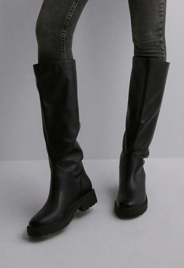Nelly - Svart - Clean Boot