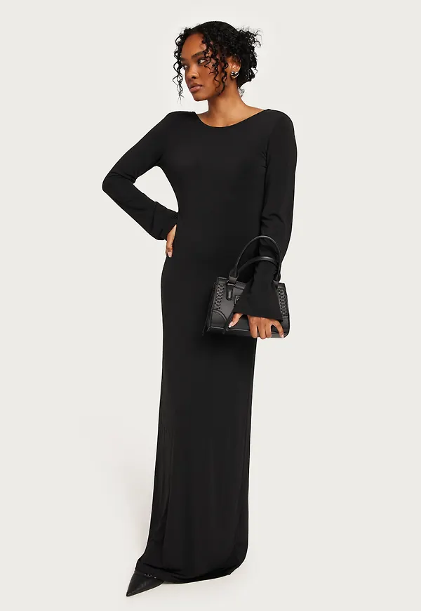 Nelly - Svart - Deep Back Long Dress