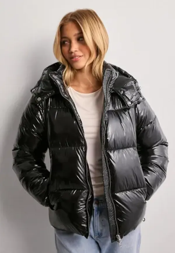 Nelly - Svart - Everyday Shiny Puffer Jacket
