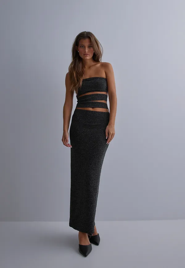 Nelly - Svart - Glitter Cut Out Dress