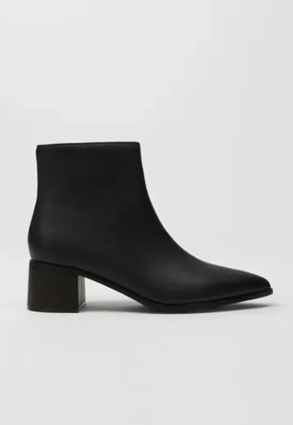 Nelly - Svart - Low Ankel Boot