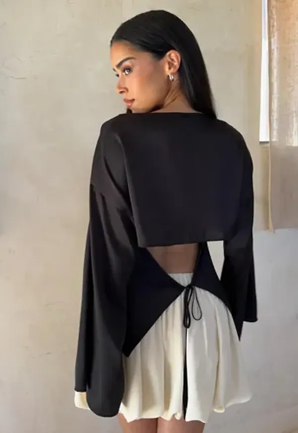 Nelly - Svart - Sassy Satin Blouse
