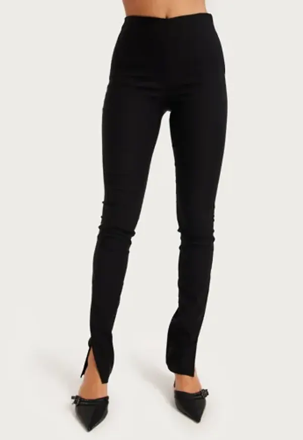 Nelly - Svart - Slim Slit Pant