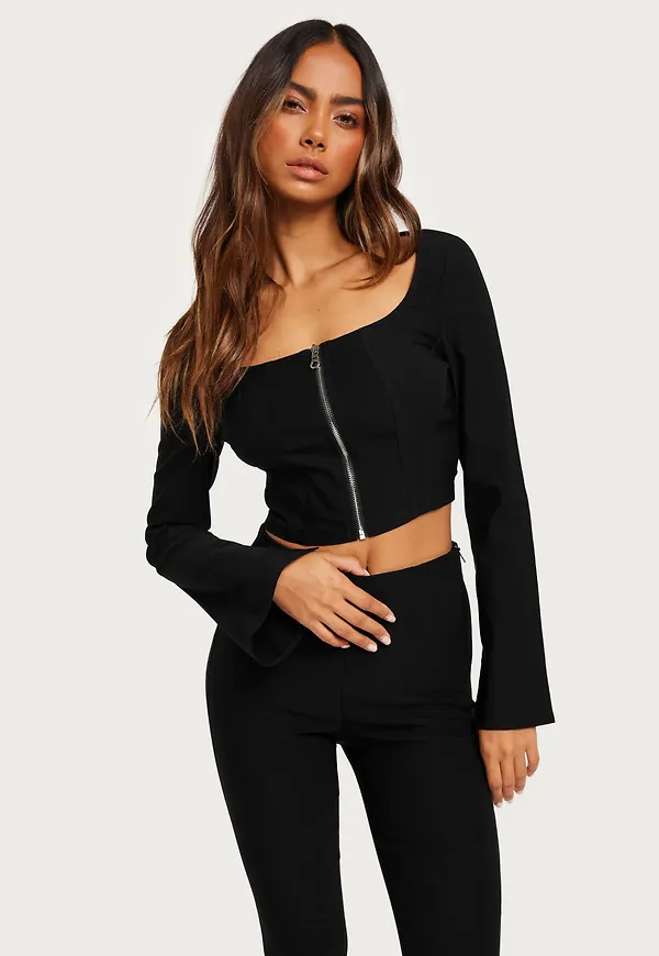 Nelly - Svart - Slim Slit Top