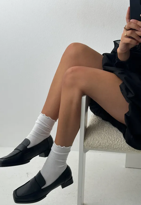 Nelly - Svart - Square Toe Loafer