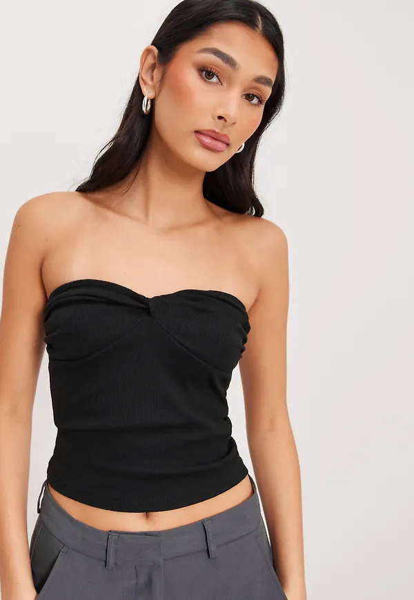 Nelly - Svart - Sweetheart Tube Top