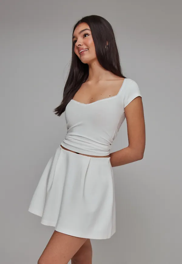 Nelly - Vit - Cute Mini Skirt