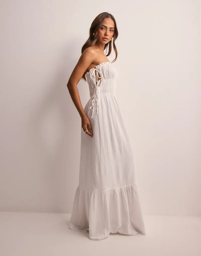 Nelly - Vit - Golden Hour Dress