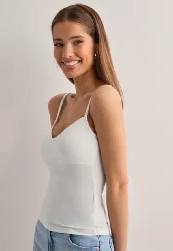 Nelly - Vit - Romance Shape Singlet