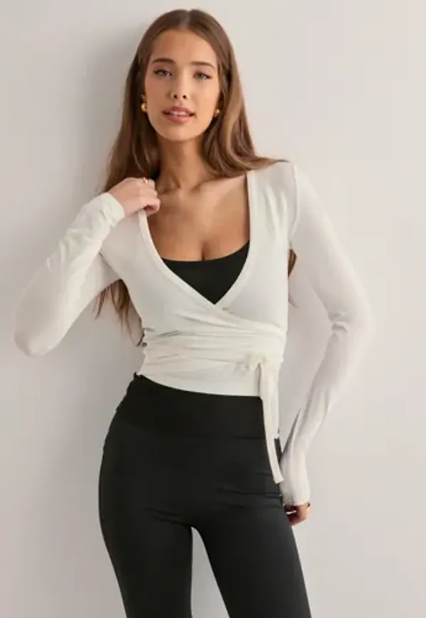 Nelly - Vit - Tie Wrap Soft Top