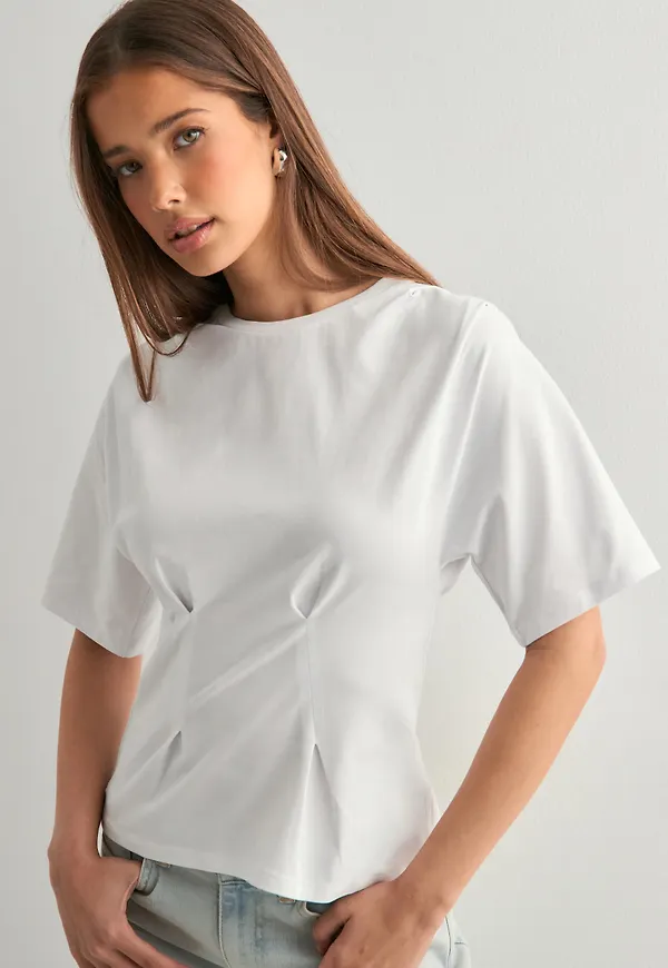 Nelly - Vit - Waist Focus Tee