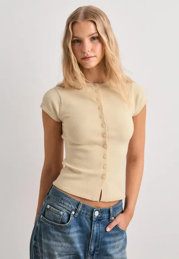 Nelly - Beige - Button Knit Top
