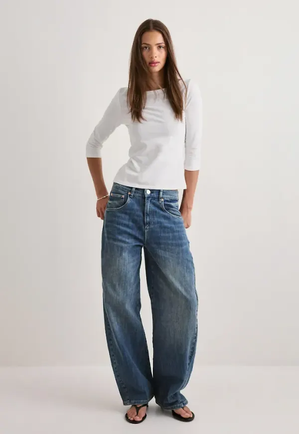 Nelly - Blå - Twisted Barrel Buckle Jeans