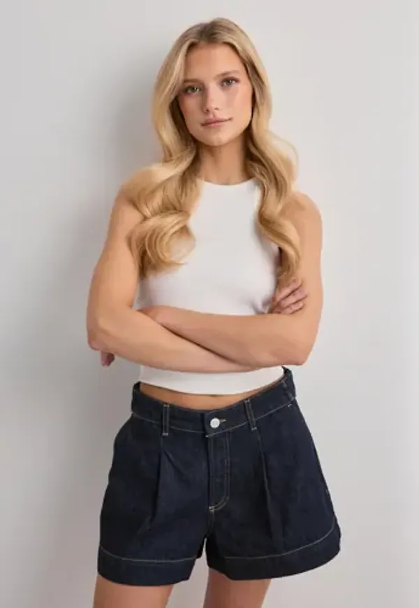 Nelly - Blå - Wide Strap Jeans Shorts