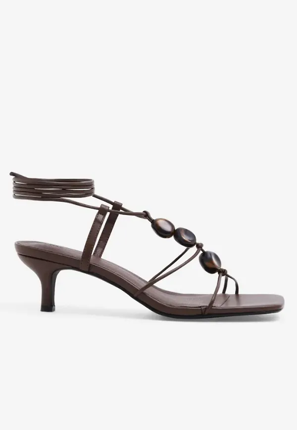 Nelly - Brun - Pearled Strap Heel