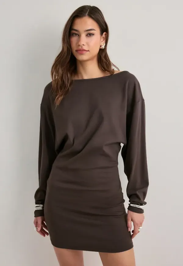 Nelly - Brun - Perfect Batsleeve Dress