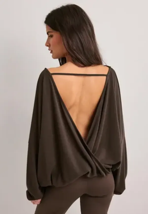 Nelly - Brun - Soft Drape Back Sweater
