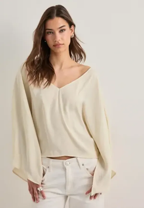 Nelly - Champagne - Satin Slit Blouse
