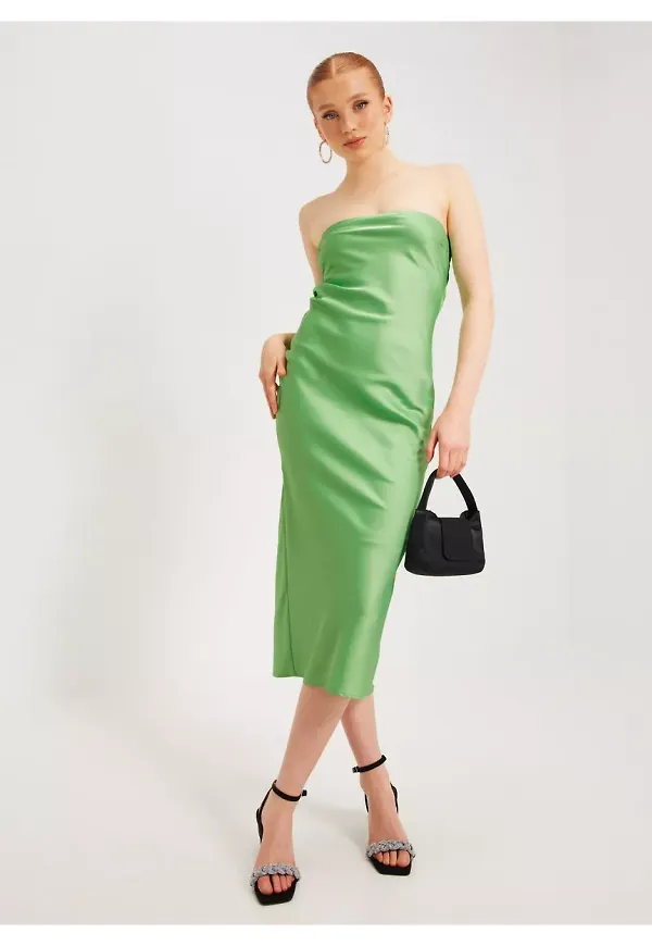 Nelly Fine Bustier Dress Cocktailklänningar Grön