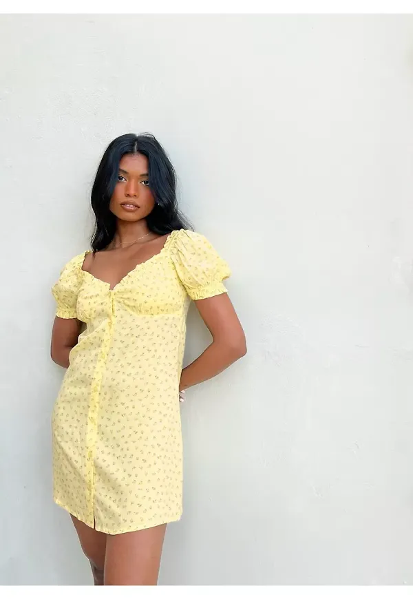 Nelly Flirty Button Dress Vardagsklänningar Gul Mönstrad
