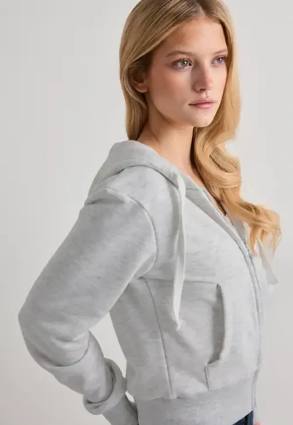 Nelly - Grå - Elevated Zip Hoodie