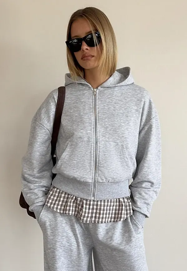 Nelly - Grå - Perfect Zip Hoodie
