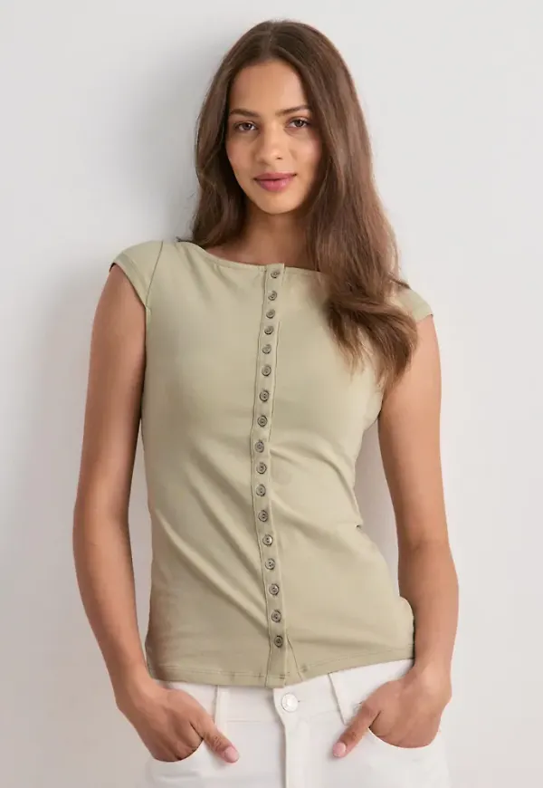 Nelly - Grön - Front Button Tee