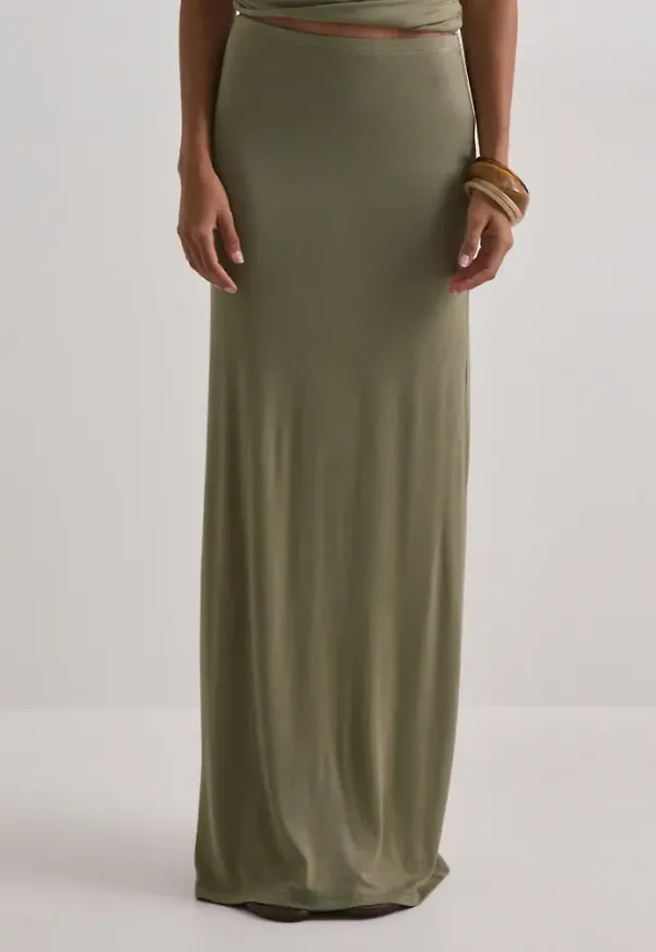 Nelly - Grön - Perfect Low Waist Maxi Skirt