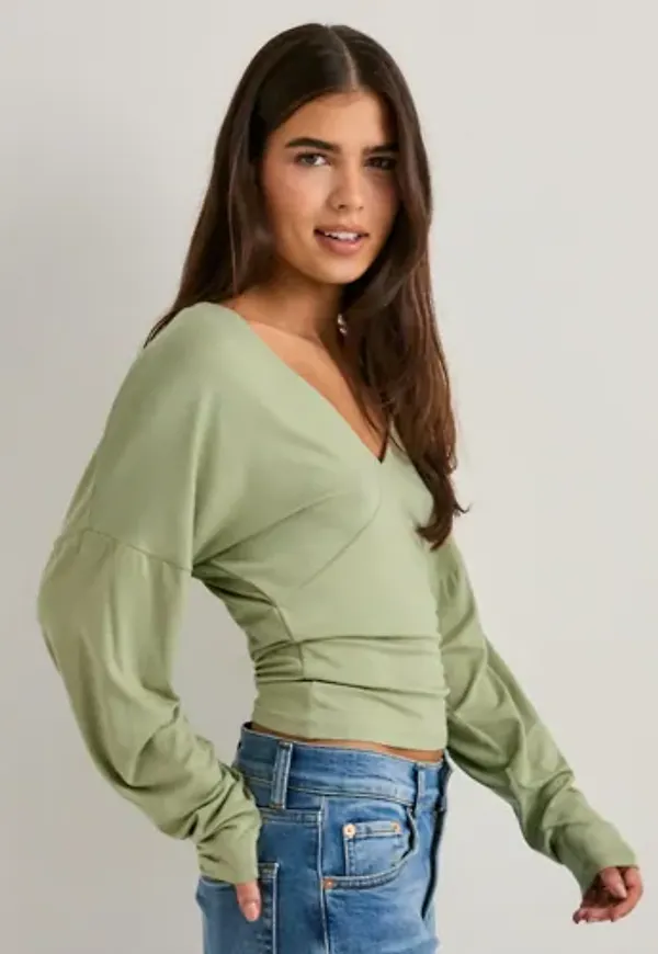 Nelly - Grön - Soft Plunge LS Top