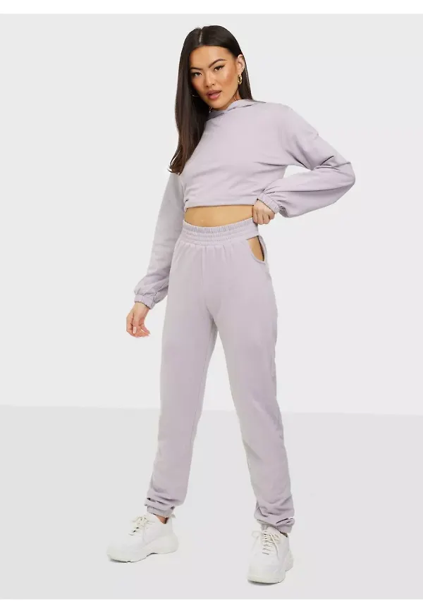 Nelly Out There Joggers Mjukisbyxor Lila