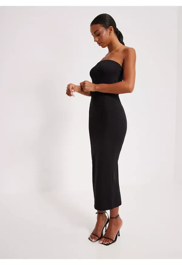 Nelly Plain Midi Bustier Dress Fodralklänningar Svart
