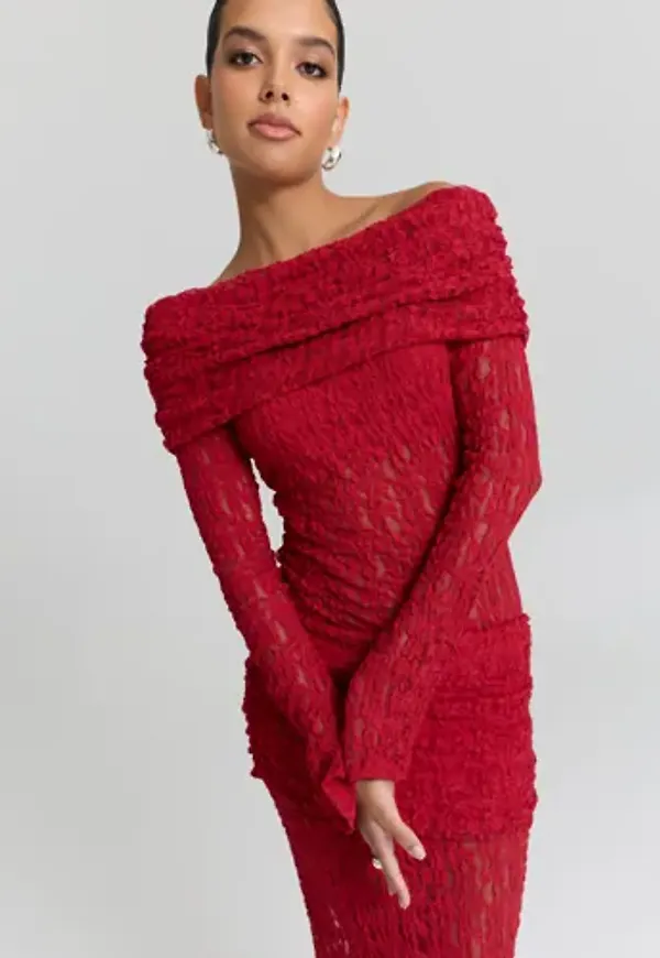 Nelly - Röd - Romantic Lace Off Shoulder Top