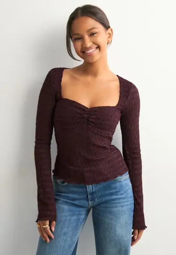 Nelly - Röd - Romantic Structure Sheer Top