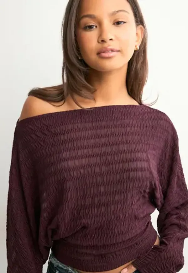 Nelly - Röd - Structure Sheer LS Top