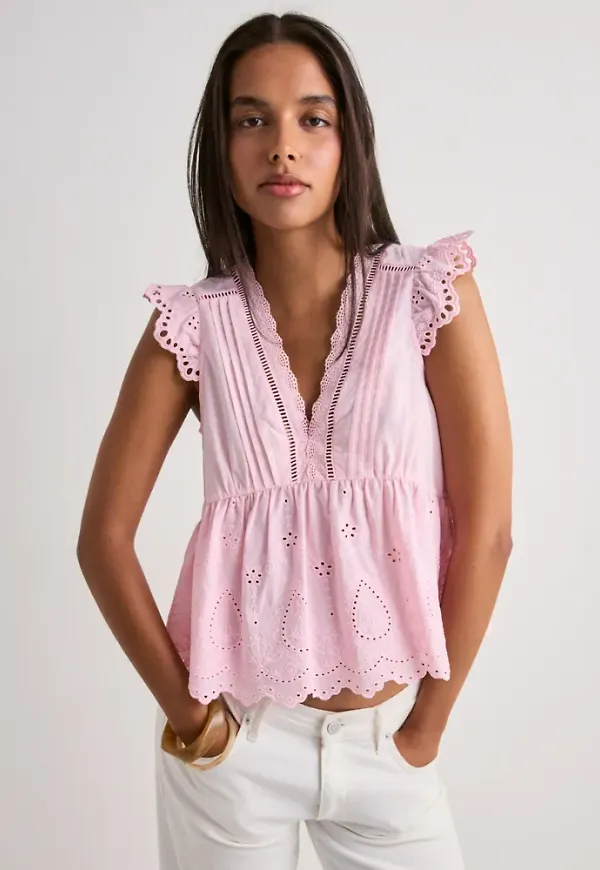 Nelly - Rosa - Embroidered Flounce Blouse