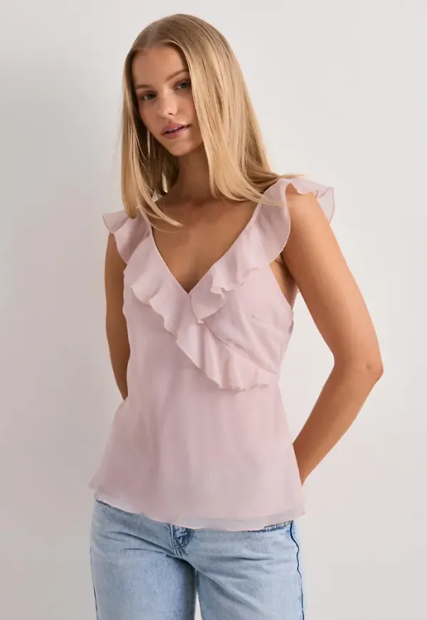 Nelly - Rosa - Flounce v-neck top