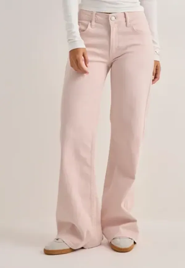 Nelly - Rosa - Loose Flare Jeans