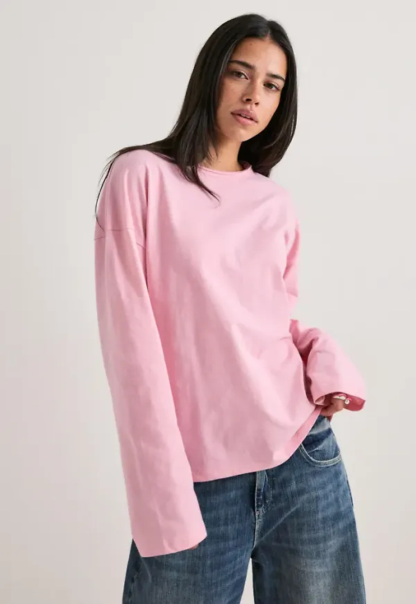 Nelly - Rosa - Relaxed Long Sleeve Top