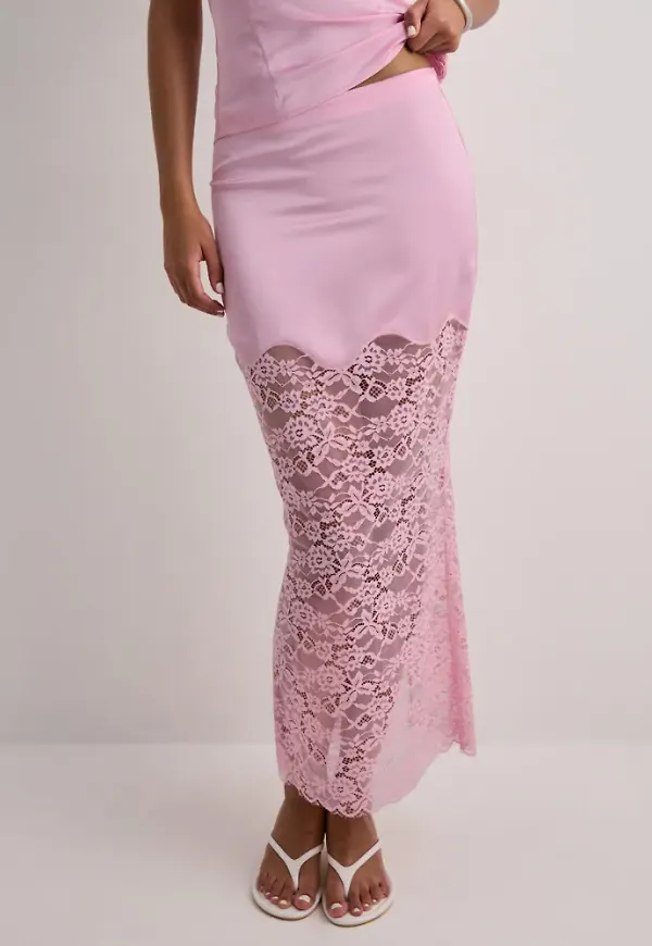 Nelly - Rosa - Satin Lace Skirt