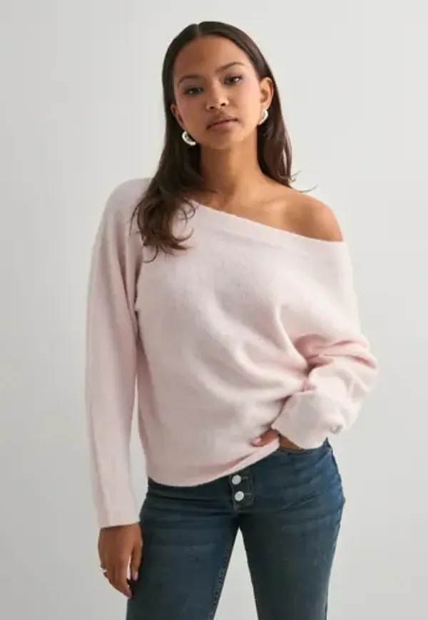 Nelly - Rosa - Wide Neck Knit Sweater